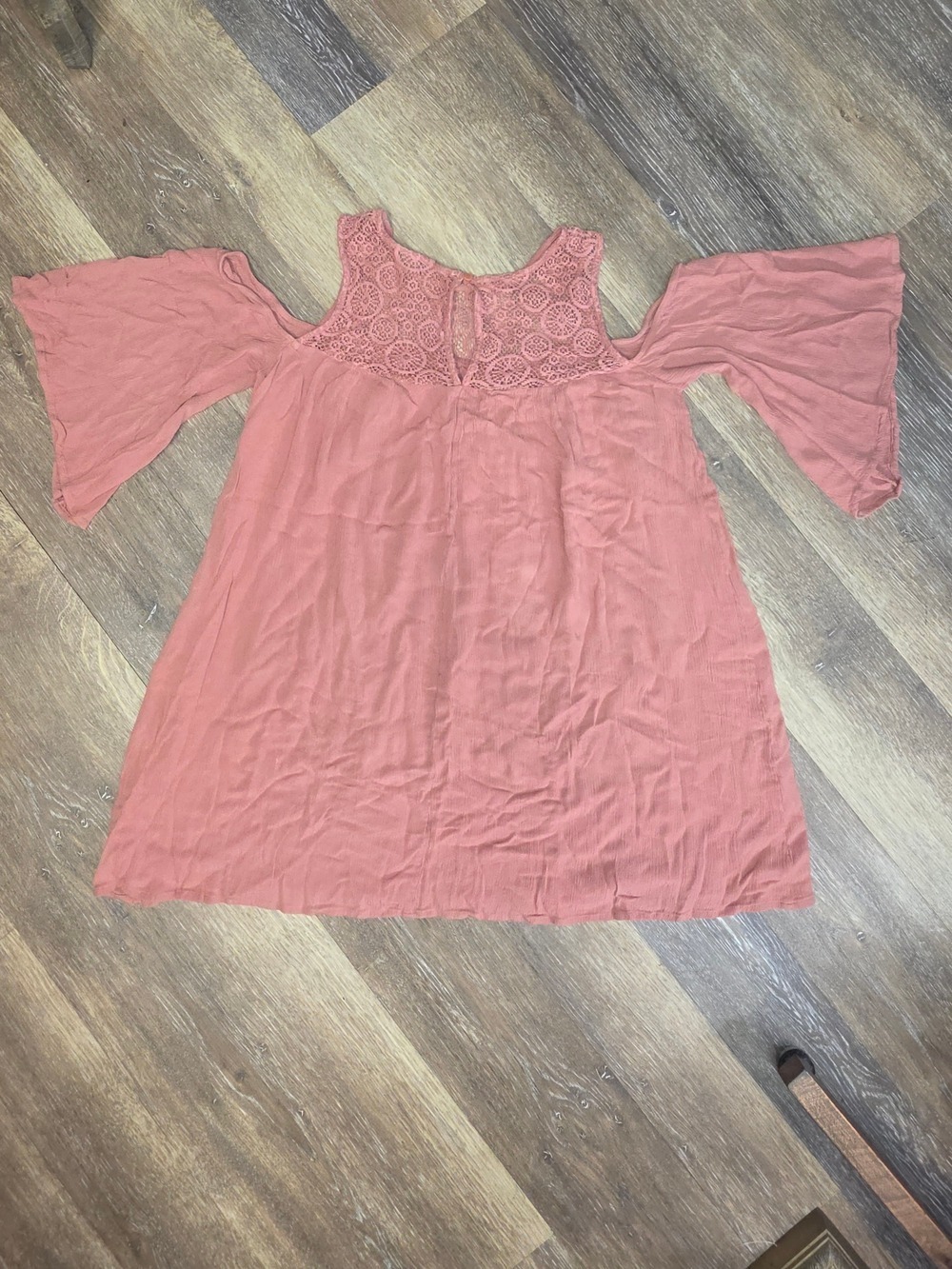 Body Glove Dusty Rose Cold-Shoulder Crochet Yoke Blouse - Picture 5 of 7